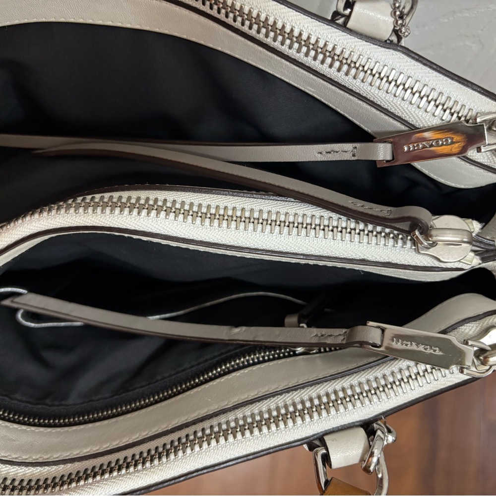 Coach A1469-32502 Large Borough Retro Colorblock Grey/Cream/Tan Leather in EUC - Picture 12 of 16